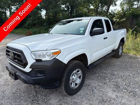 Used 2023 Toyota Tacoma SR AWD/4WD image 1