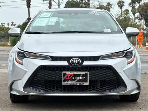 Used 2022 Toyota Corolla LE image 9