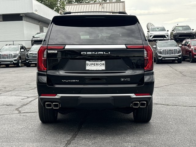 Used 2026 GMC Yukon XL Denali w/ LPO, Floor Liner Package AWD/4WD image 4