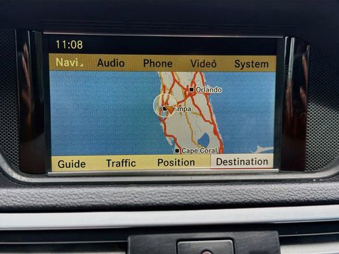 Used 2010 Mercedes-Benz E 350 Sedan image 31