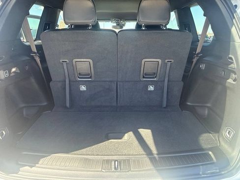Used 2024 Jeep Grand Cherokee L Laredo AWD/4WD image 30