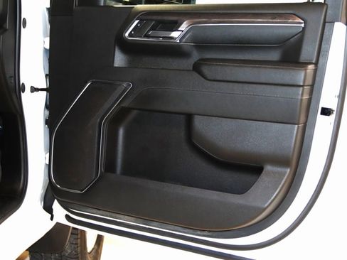 Used 2024 Chevrolet Silverado 2500 LTZ image 58