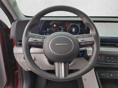 Used 2024 Hyundai Kona Limited FWD image 14