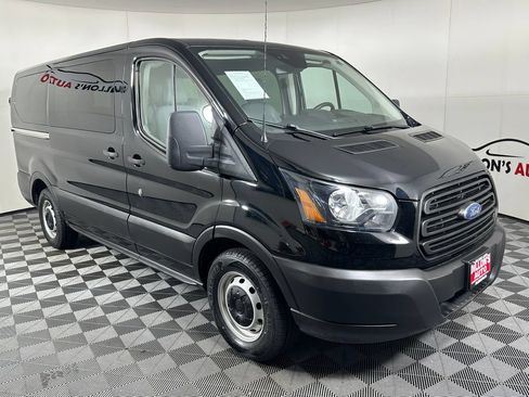 Used 2019 Ford Transit 150 XL RWD image 11