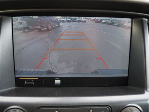 Used 2019 Chevrolet Colorado Z71 w/ Z71 Midnight Edition image 22