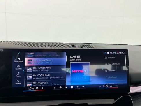 New 2026 BMW 550e xDrive 550e xDrive image 15