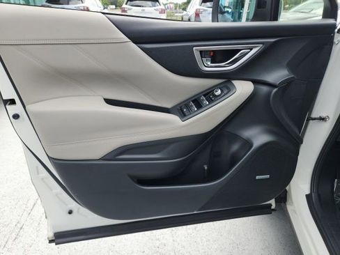 Used 2021 Subaru Forester Limited image 30