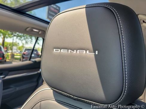New 2027 GMC Terrain Denali w/ LPO, Black Badging Package AWD/4WD image 16