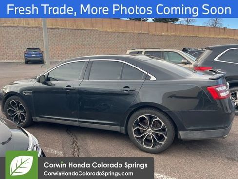 Used 2013 Ford Taurus SHO image 6