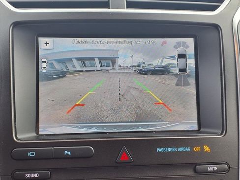 Used 2019 Ford Explorer Limited image 4