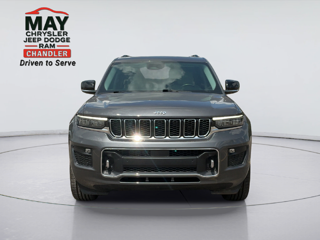 Used 2021 Jeep Grand Cherokee L Overland w/ Luxury Tech Group IV AWD/4WD image 2