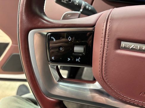 Used 2023 Land Rover Range Rover SE image 21