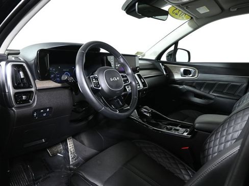 Used 2023 Kia Sorento SX Prestige AWD/4WD image 15