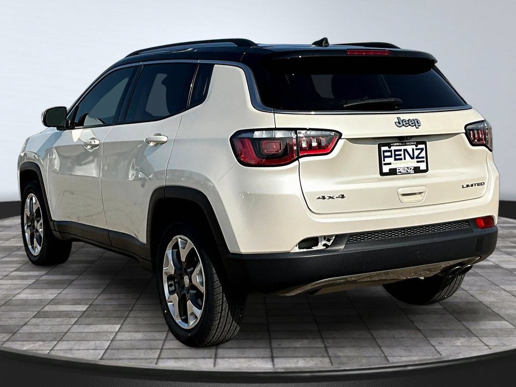 Used 2018 Jeep Compass Limited AWD/4WD image 5