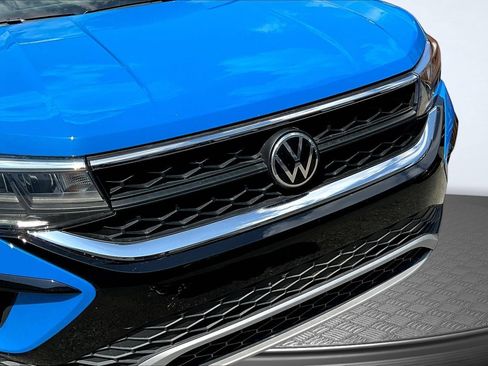Used 2022 Volkswagen Taos SE AWD/4WD image 33