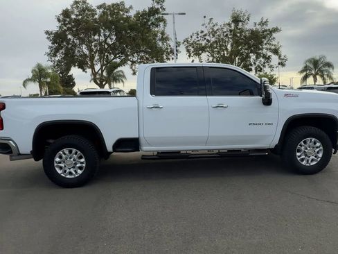 Used 2023 Chevrolet Silverado 2500 LTZ w/ LTZ Convenience Package image 8