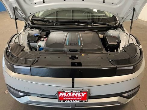 Used 2024 Hyundai Ioniq 5 SEL RWD image 9