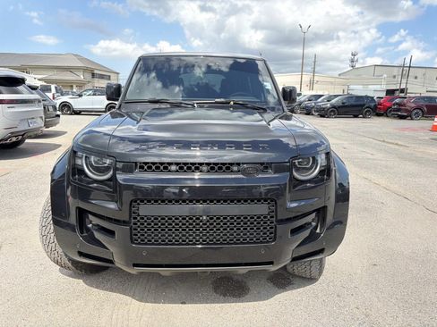 Used 2026 Land Rover Defender 110 OCTA AWD/4WD image 4