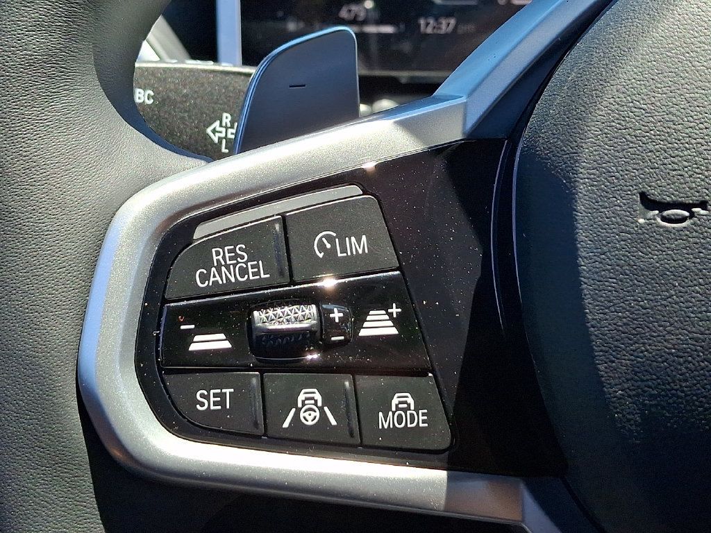 Used 2026 BMW 330i xDrive Sedan w/ M Sport Package AWD/4WD image 15