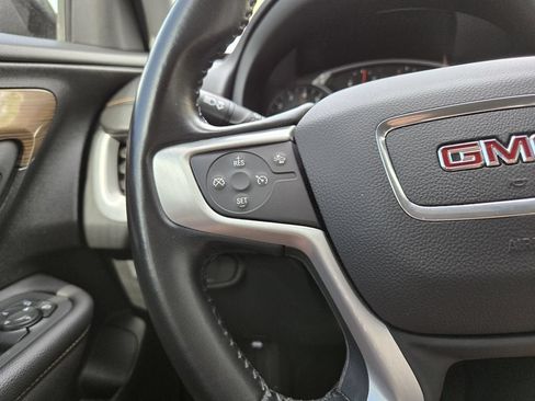 Used 2021 GMC Terrain SLE w/ Driver Convenience Package AWD/4WD image 17