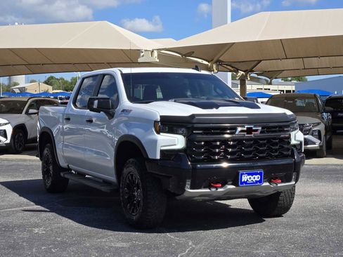 Certified 2023 Chevrolet Silverado 1500 ZR2 w/ Technology Package image 3