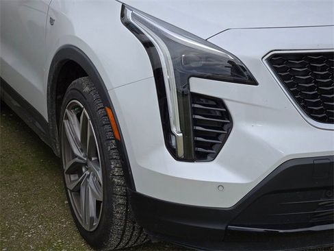 Used 2019 Cadillac XT4 Sport image 4