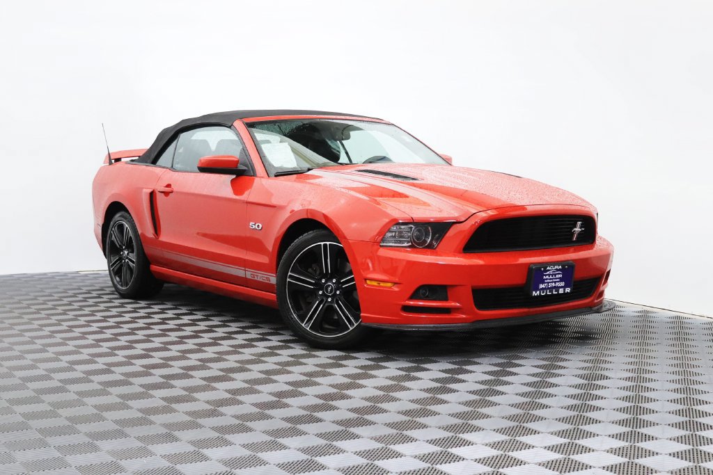 Used 2014 Ford Mustang GT Premium w/ Equipment Group 402A RWD image 2