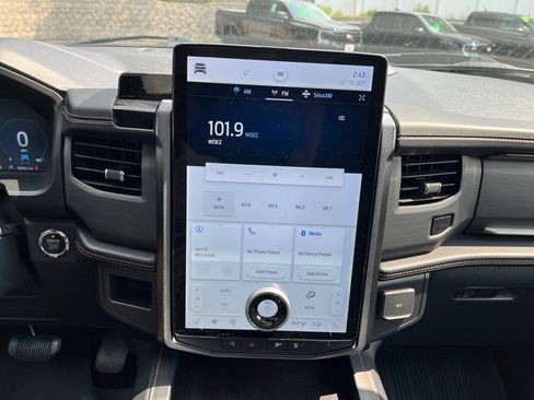 Used 2022 Ford Expedition Max Platinum image 22