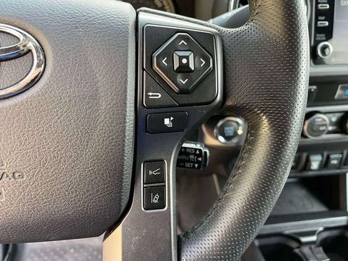Used 2021 Toyota Tacoma 2WD Double Cab image 30