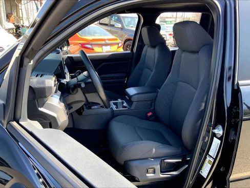 Used 2024 Toyota Tacoma SR5 image 15