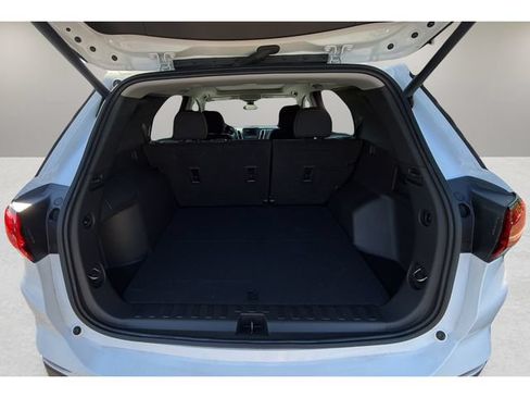 Used 2022 Chevrolet Equinox LT FWD image 32