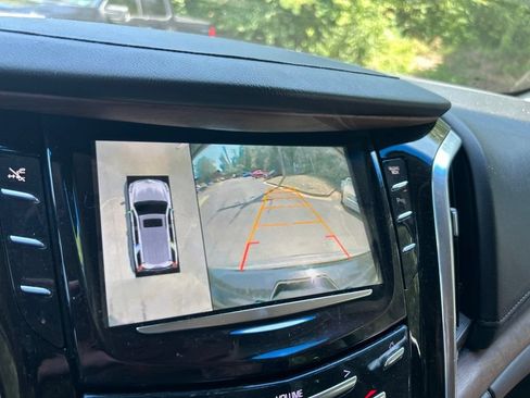 Used 2015 Cadillac Escalade ESV Premium AWD/4WD image 19