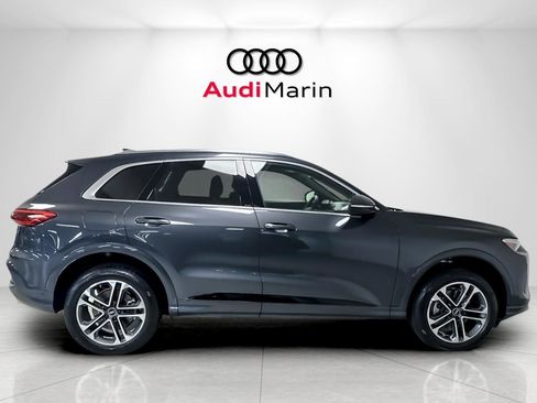 Certified 2025 Audi Q5 Premium Plus w/ Premium Plus image 6