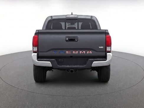 Used 2019 Toyota Tacoma SR5 RWD image 10