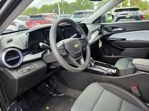 New 2026 Chevrolet Trax LT FWD image 15