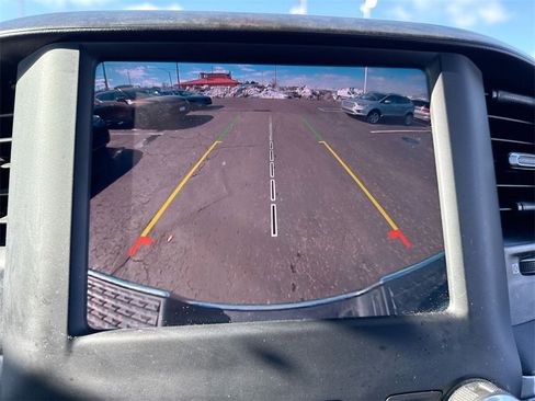 Used 2024 RAM 2500 Big Horn w/ Off Road Package image 17