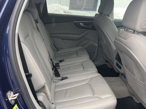 Used 2022 Audi Q7 Premium Plus w/ Premium Plus Package image 12