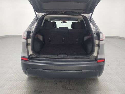 Used 2019 Jeep Cherokee Latitude w/ Popular Appearance Group image 29