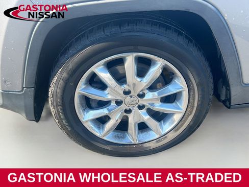 Used 2014 Jeep Cherokee Limited w/ Technology Group image 29