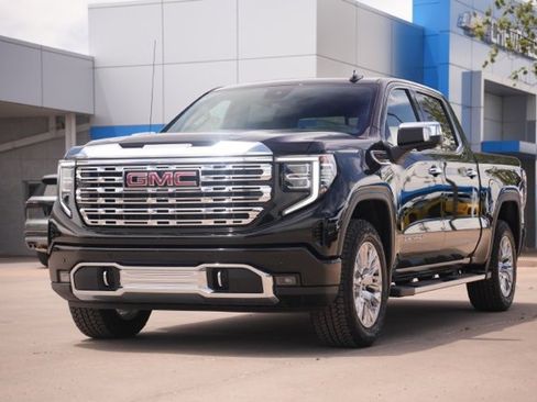 New 2025 GMC Sierra 1500 Denali w/ Technology Package image 8