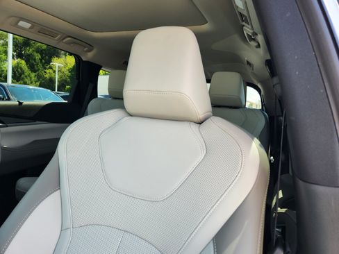 Certified 2026 INFINITI QX60 Luxe w/ Cargo Package AWD/4WD image 11