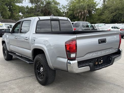 Used 2019 Toyota Tacoma SR5 w/ SR5 Appearance Package (SM) RWD image 6
