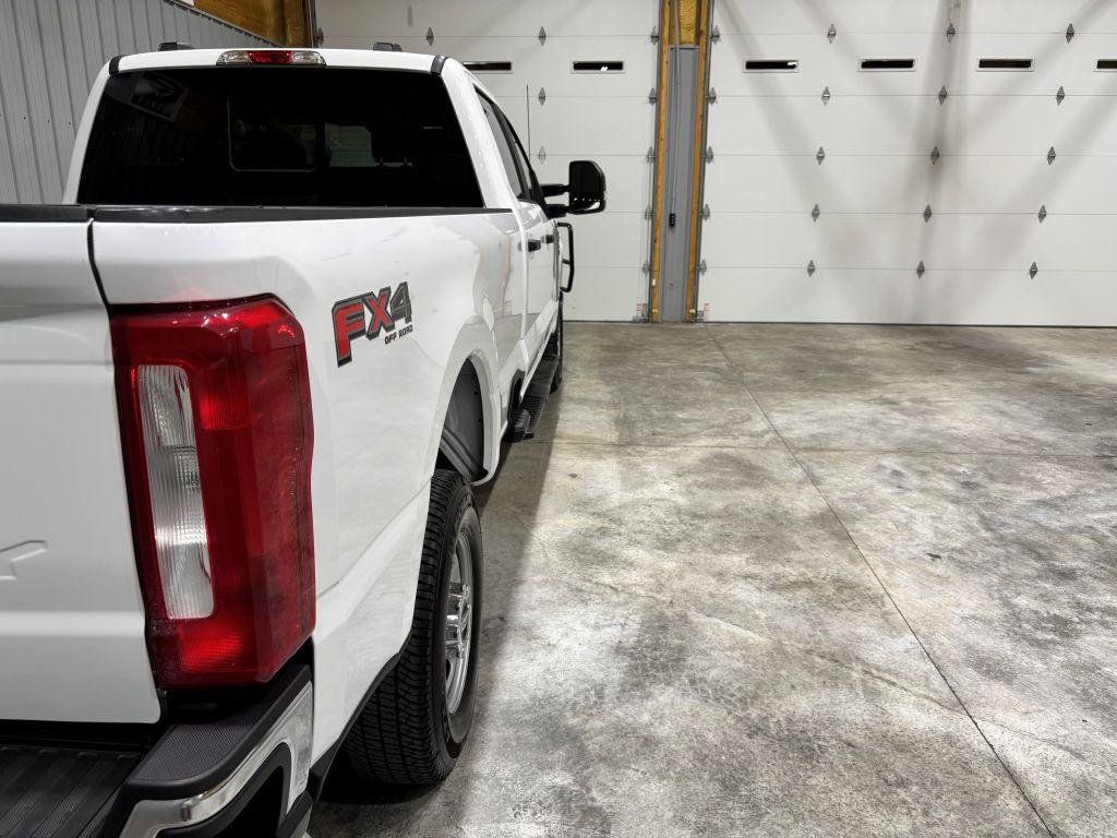 Used 2023 Ford F250 XL w/ XL Driver Assist Package AWD/4WD image 10