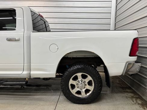 Used 2017 RAM 2500 SLT AWD/4WD image 5