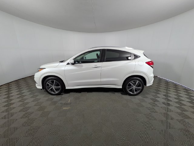 Used 2019 Honda HR-V Touring image 16