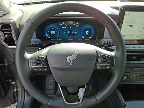 Used 2025 Ford Bronco Sport Badlands image 18