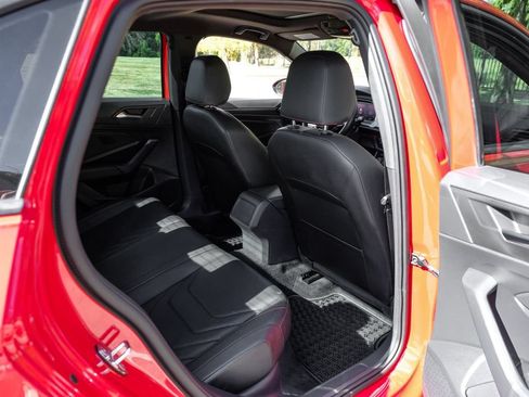 Used 2019 Volkswagen Jetta GLI Autobahn FWD image 40