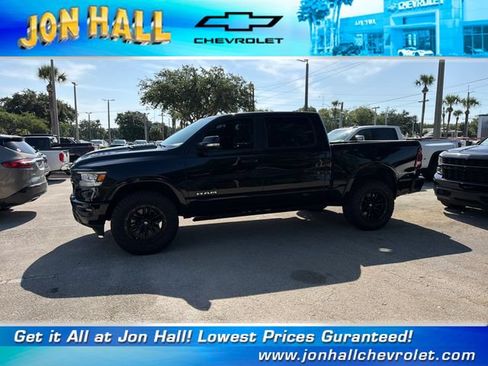 Used 2022 RAM 1500 Laramie w/ Sport Appearance Package AWD/4WD image 3