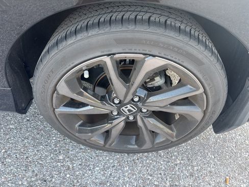 Used 2020 Honda Civic Sport image 10
