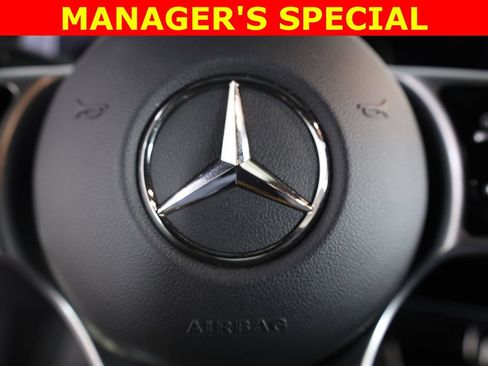 Used 2022 Mercedes-Benz CLA 250 4MATIC image 12